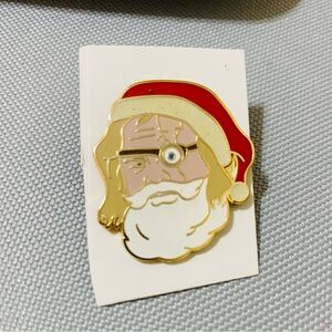 RARE Harry Potter Mad Eye Moody Santa Claus Pin